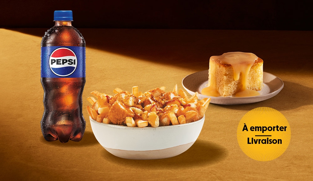 Bouteille de Pepsi, poutine et gâteau
